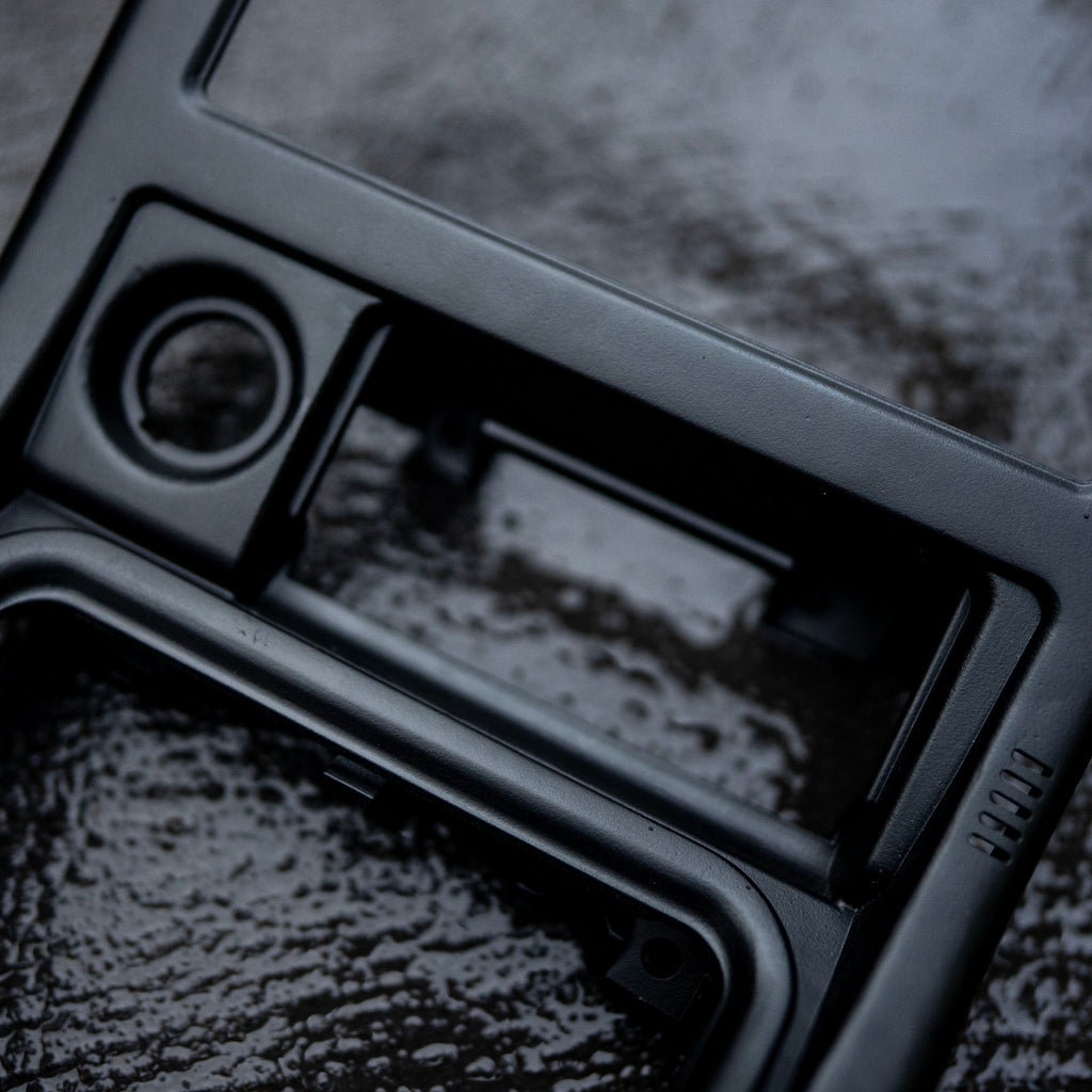 Nissan Skyline R32 Centre Console & Radio Trim