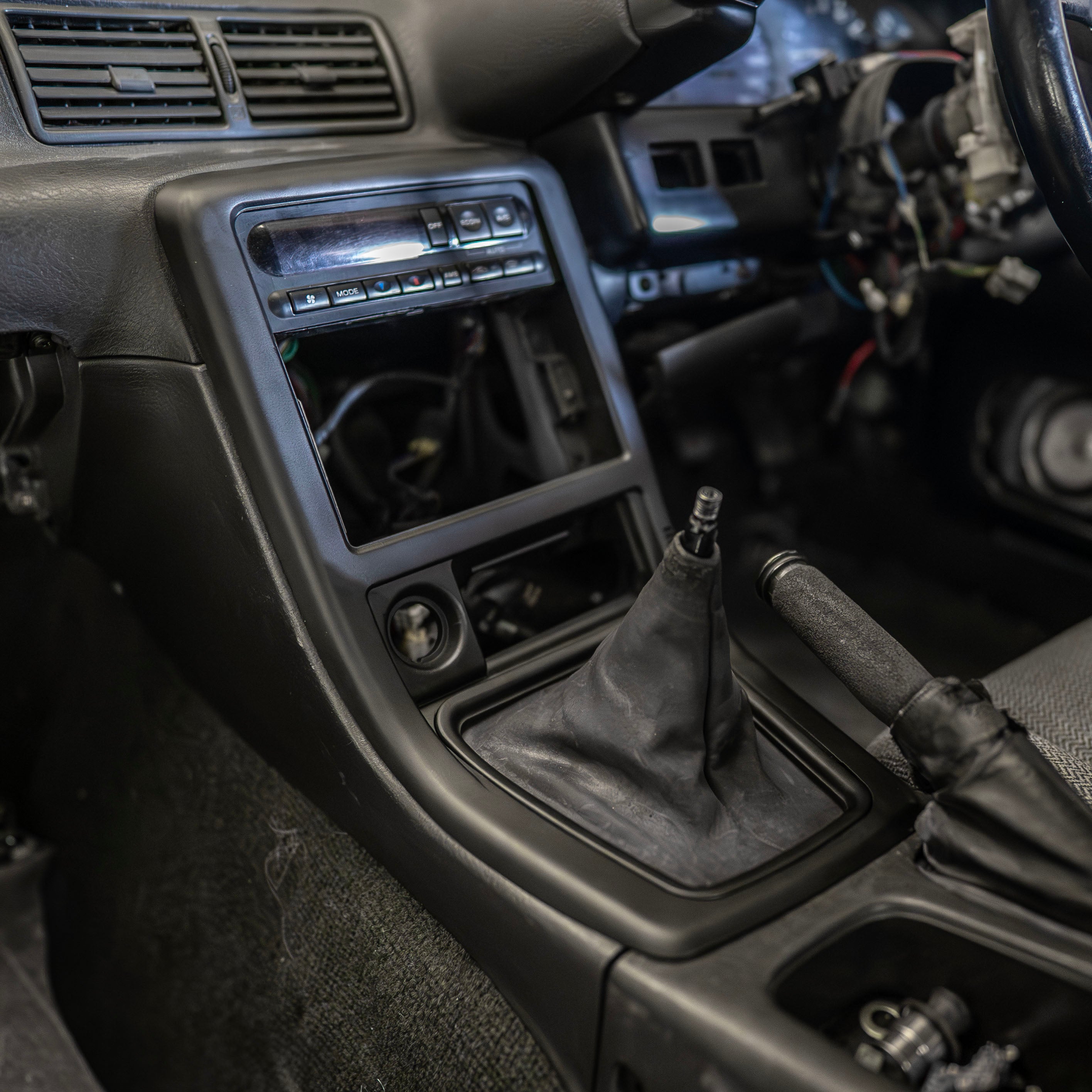 Nissan Skyline R32 Centre Console & Radio Trim