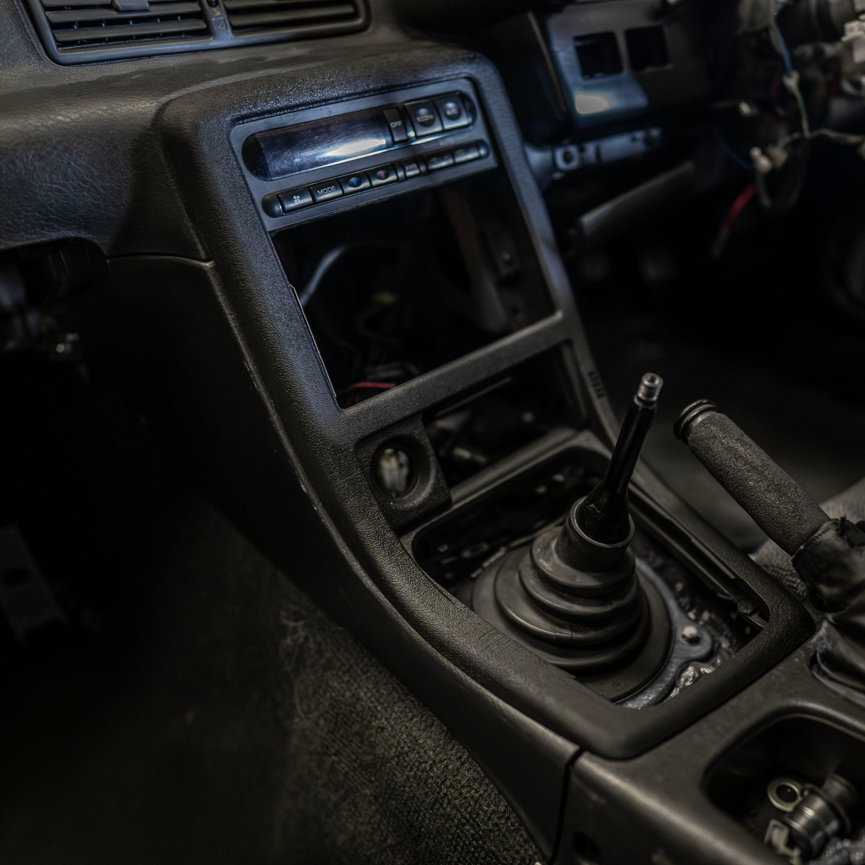 Nissan Skyline R32 Centre Console & Radio Trim