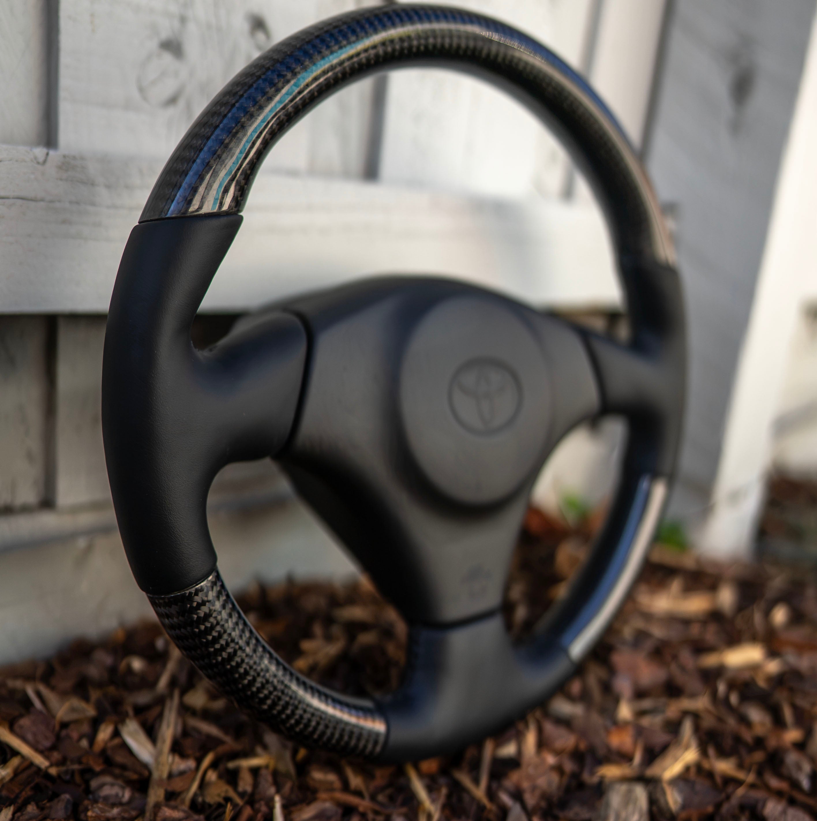 Toyota JZX100 OEM S2 Steering Wheel Carbon