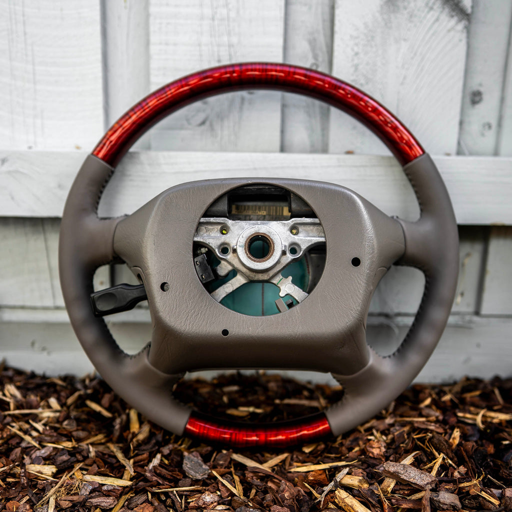 Toyota Landcruiser HDJ100 Series Steering Wheel Woodgrain