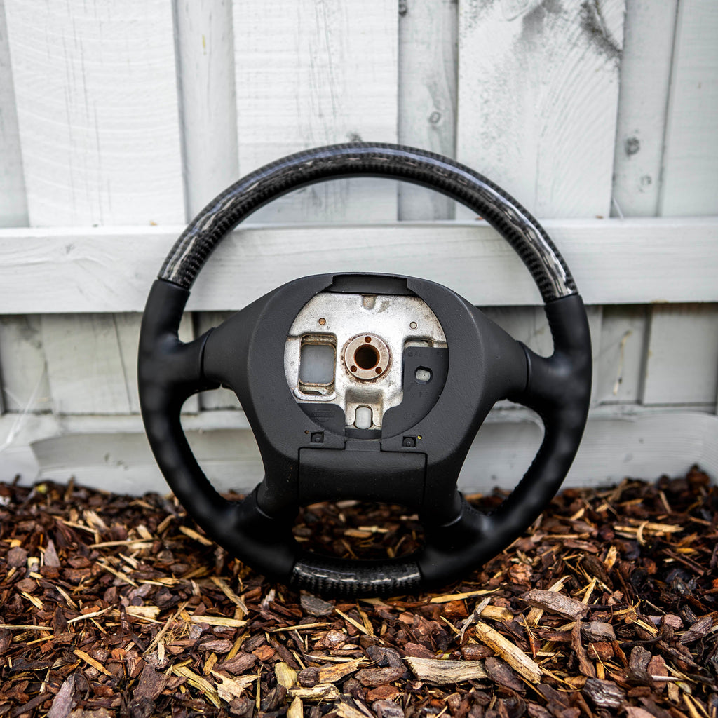 Nissan Skyline R33 Series 1.5 Carbon Steering Wheel